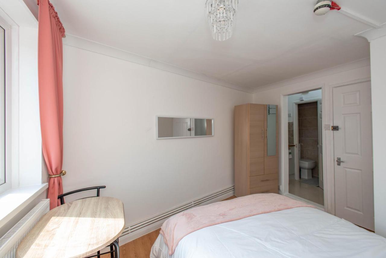 Modern Apartments In Bromley, Greater London Near Tesco And Sundridge Park Station מראה חיצוני תמונה