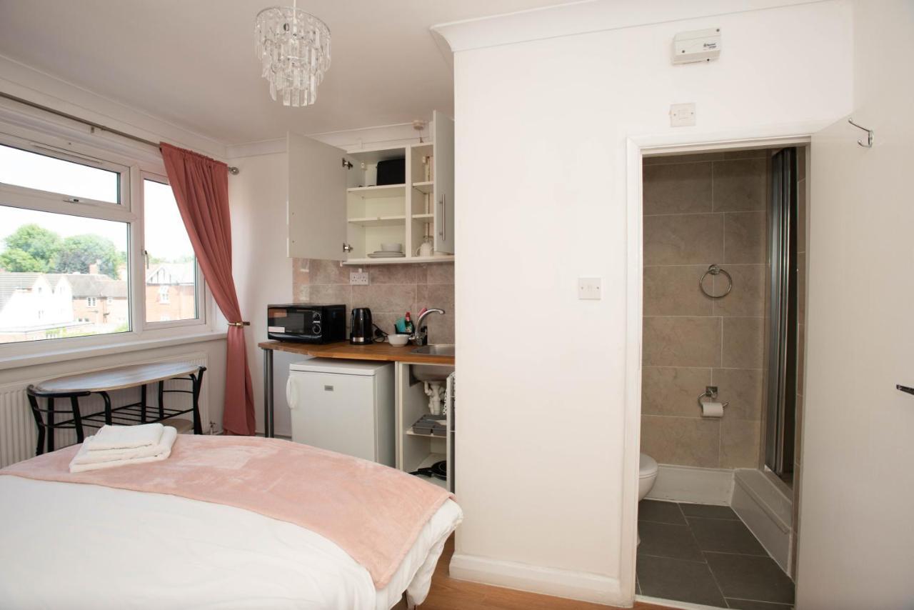 Modern Apartments In Bromley, Greater London Near Tesco And Sundridge Park Station מראה חיצוני תמונה