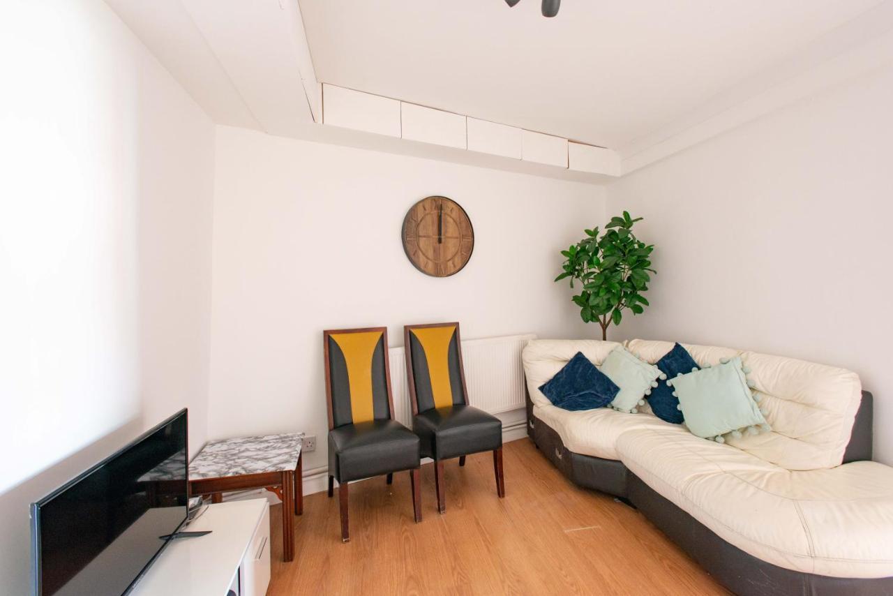 Modern Apartments In Bromley, Greater London Near Tesco And Sundridge Park Station מראה חיצוני תמונה