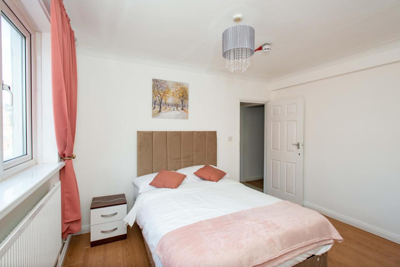 Modern Apartments In Bromley, Greater London Near Tesco And Sundridge Park Station מראה חיצוני תמונה